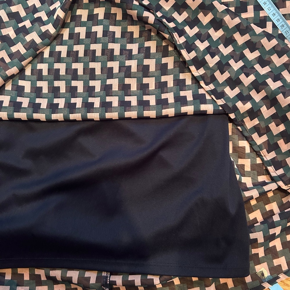 Chic Geometric Patterned Dress - Picture 8 of 9